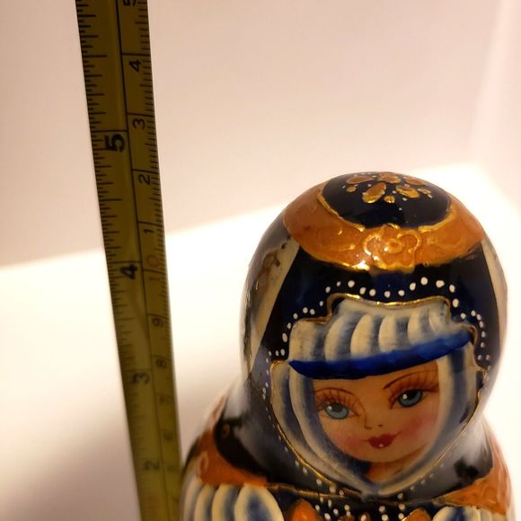 NESTING MATRYOSHKA RUSSIAN HAND PAINTED DOLLS SIGNED  STACKING 5 PIECE WOODEN 5" - Picture 11 of 12